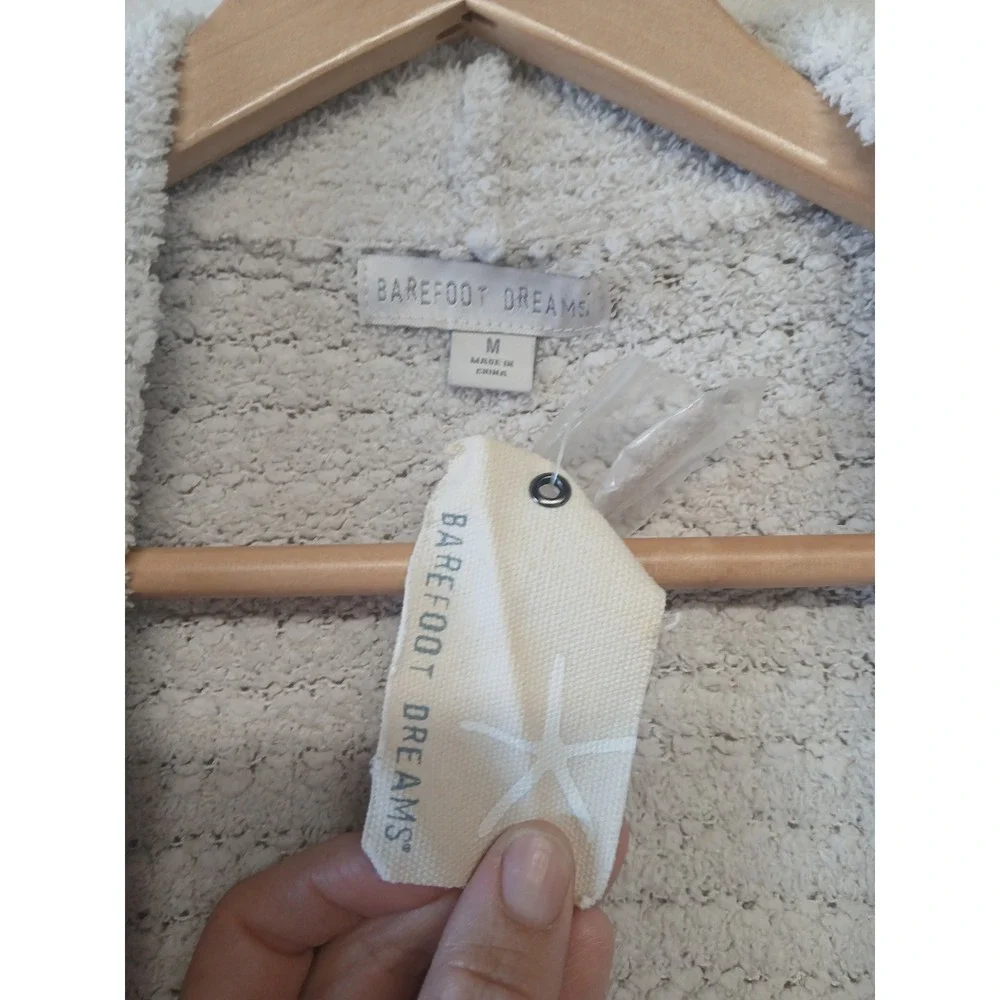 Barefoot dreams cozy chic open front cardigan lounge NWT size M flaw